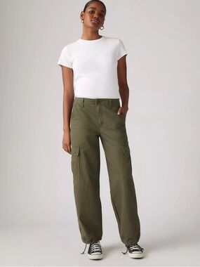 Levi’s ‘94 Baggy Cargo Pants in Army Green